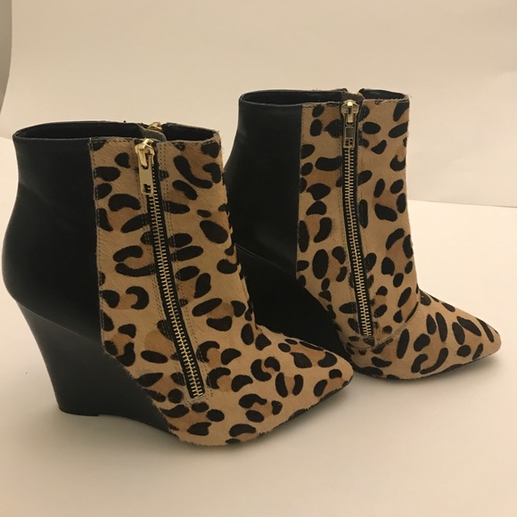 Steve Madden Shoes - Steve Madden Leopard Print Wedge Boots 6.5